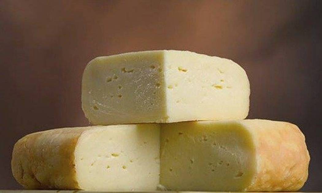 على قد الأيد وبأقل التكاليف أسهل طريقة عمل الجبنة الرومي في المنزل