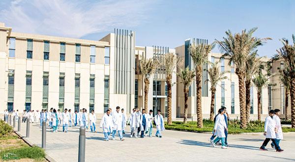 جامعة الملك سعود للعلوم الصحية تقدم وظائف خالية للرجال والنساء