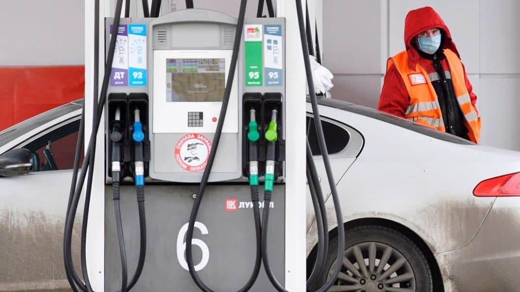 عاجل اسعار البنزين في السعودية بعد تطبيق المراجل الشهرية للاسعار الطاقة والمياه من ارامكو