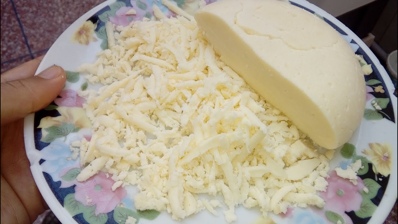 طريقة عمل الجبنة الموتزاريلا في المنزل بأقل تكلفة وأقصر جهد