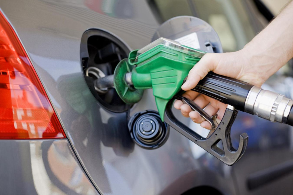 سعر البنزين في السعودية لشهر ابريل 2021 أرامكو السعودية تعلن التسعيرة الجديدة