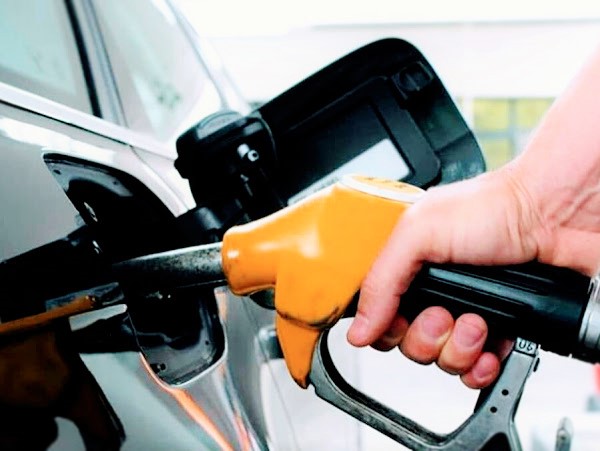 زيادة في أسعار البنزين وتثبيت أسعار المازوت والسولار صباح اليوم الجمعة 23 أبريل