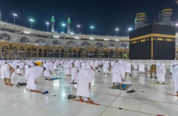 موعد اذان المغرب في السعودية وموعد الصلوات في الرياض في شهر رمضان 2021