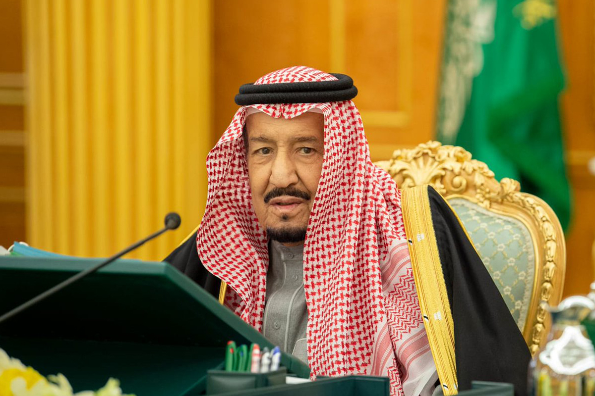 الملك سلمان: إعفاء عملاء الراجحي المتعثرين من سداد باقي أقساط القروض