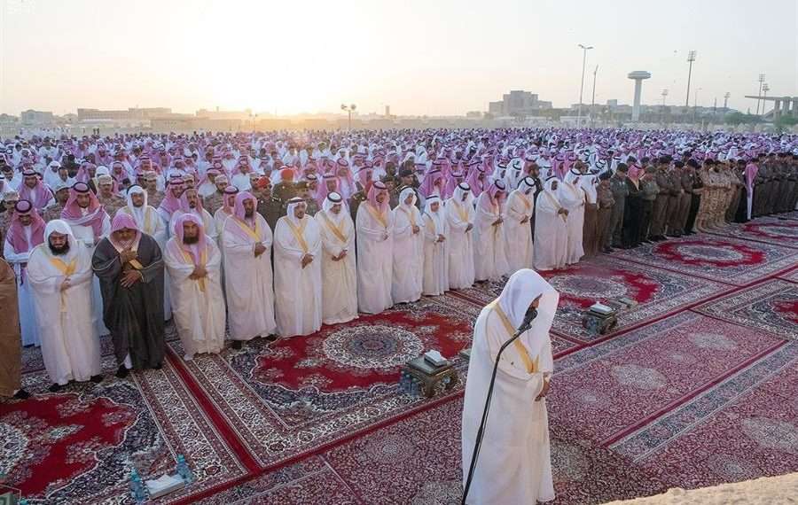 موعد صلاة العيد في السعودية 1443 الرياض الدمام مكة والمدينة