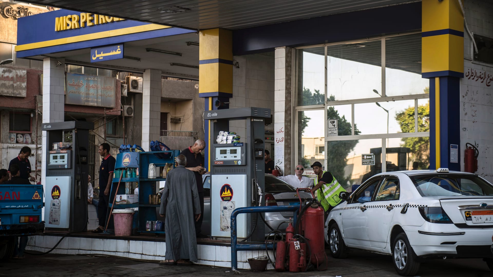 عاجل ارتفاع سعر البنزين والسولار اليوم الأربعاء 13 يوليو 2022 في مصر وزيادة في تسعيرة المواصلات