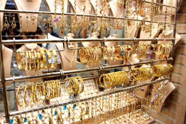 أسعار الذهب اليوم في مصر.. وعيار 21 بالمصنعية