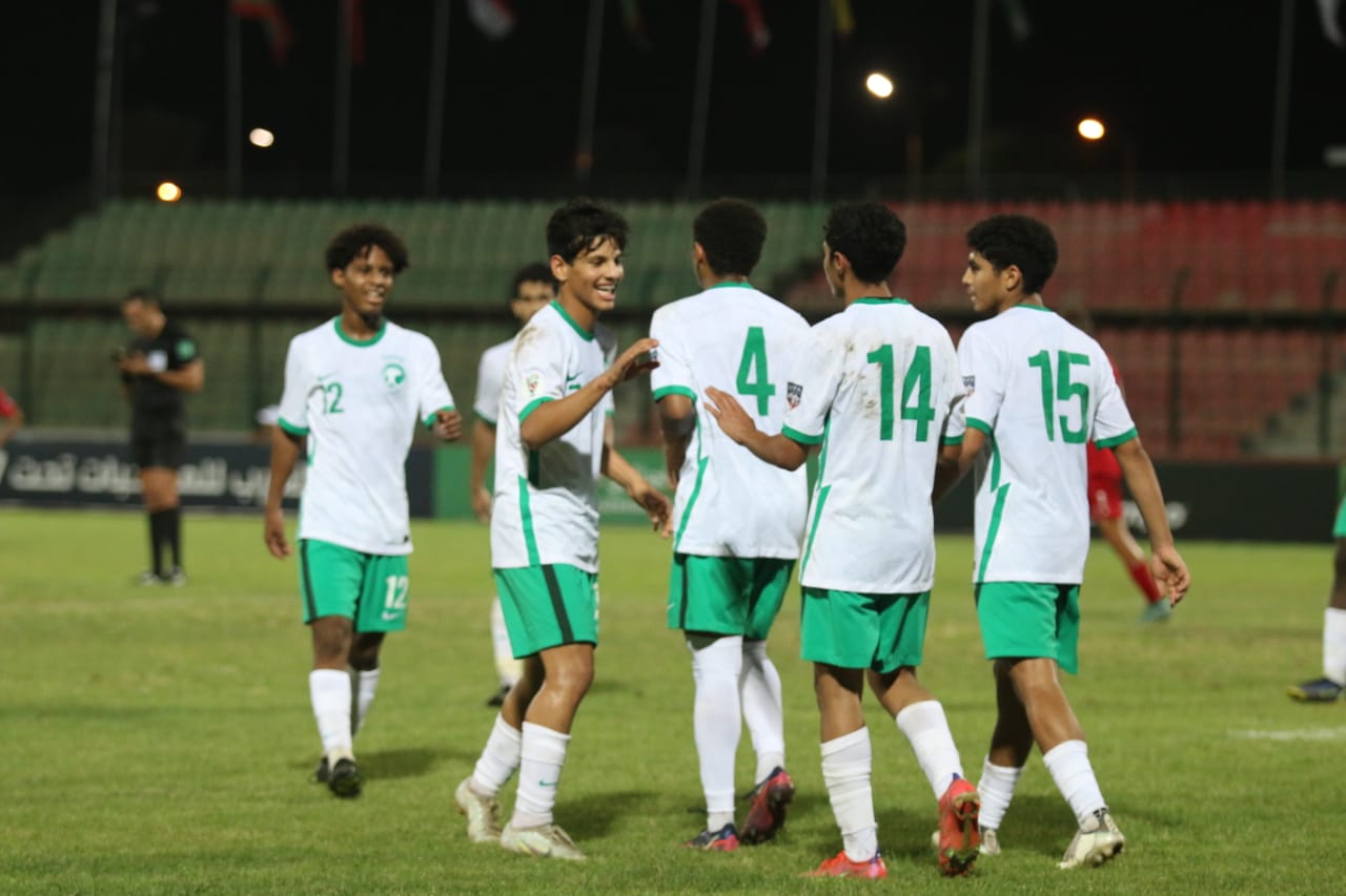 موعد مباراة العراق والسعودية كأس العرب للناشئين 2022 والقنوات المفتوحة الناقلة