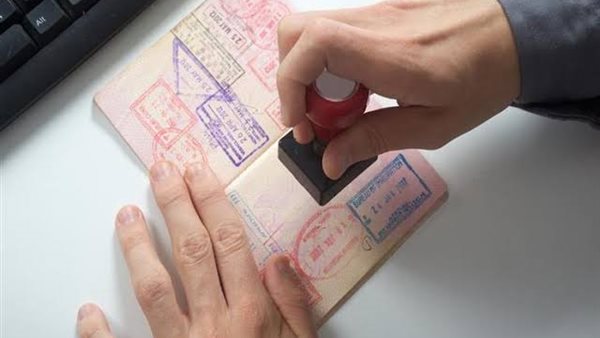 تقديم طلب زيارة عائلية للمقيمين عبر منصة خدمات التأشيرات الإلكترونية السعودية